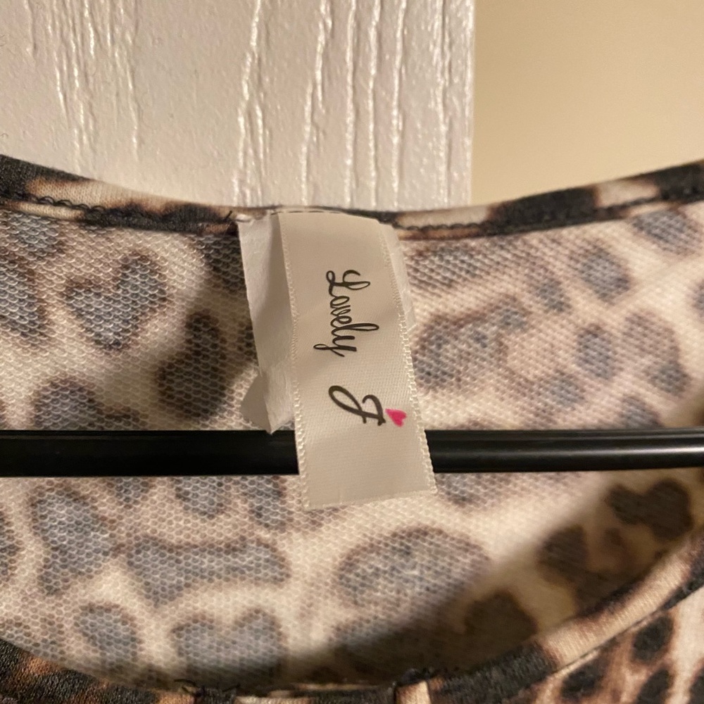 Leopard Romper - Picture 4 of 5